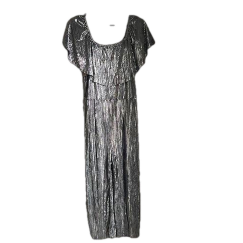 Metalic Silver Pleated Ruffle Jumpsuit - Picture 3 of 8